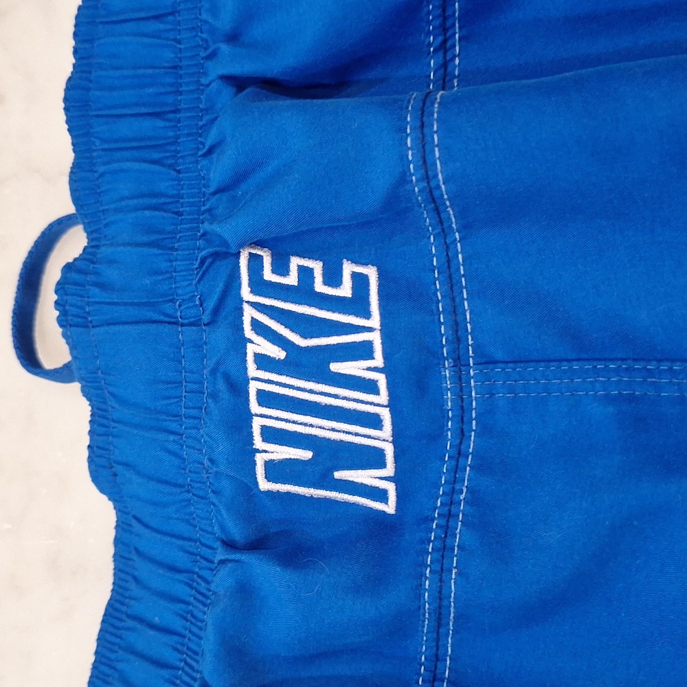 Nike‎ Blue Swim Suit Trunks Sz Med Athletic Shorts Lightweight Performance Surf